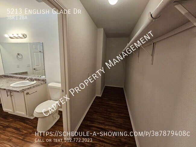 Building Photo - 5213 English Glade Dr