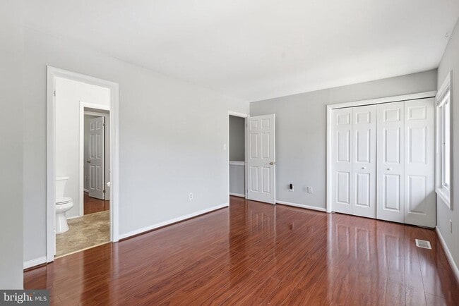 Building Photo - 1211 Springtide Pl
