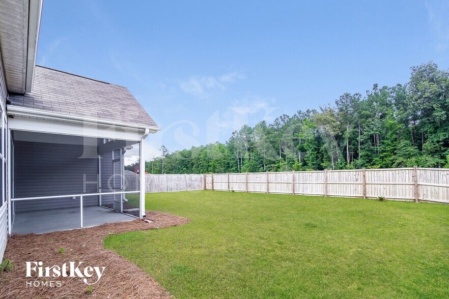 Building Photo - 631 Woolum Dr