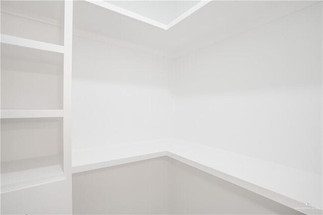 Building Photo - 3548 Hidalgo Cir