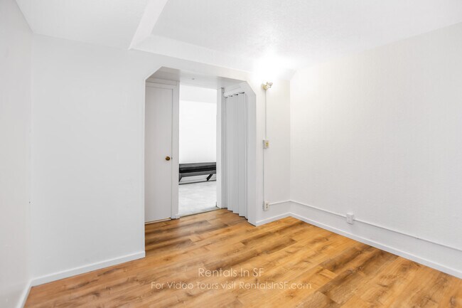 Building Photo - 1446 9th Ave