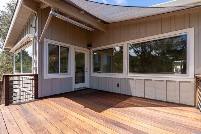 Building Photo - Hilltop Monterey Home