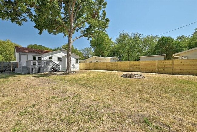 Building Photo - 203 Nelray Blvd