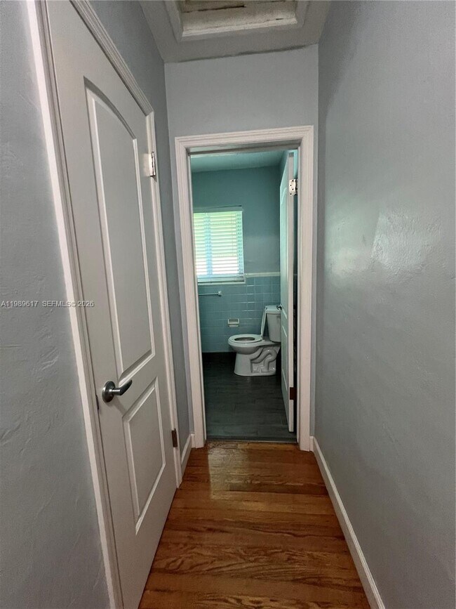 Building Photo - 432 Palmetto Dr