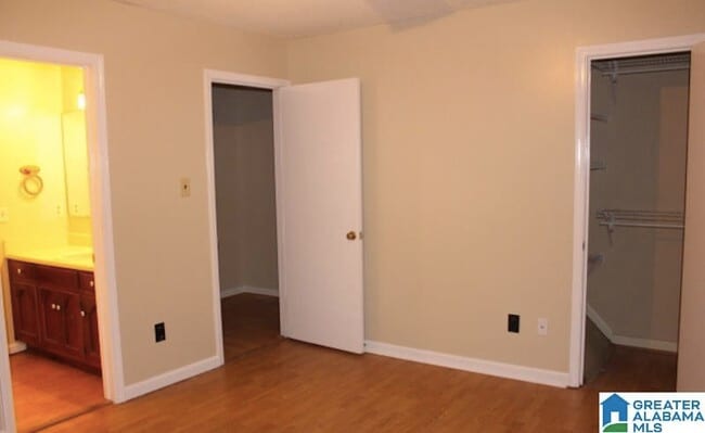 Building Photo - 359 Jamestown Manor Dr