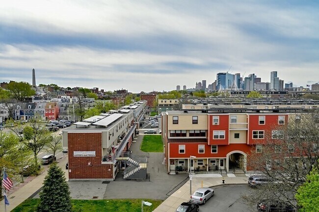 Building Photo - 358-358 Main St