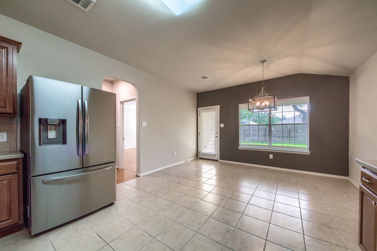 Building Photo - 25614 Texas Ash