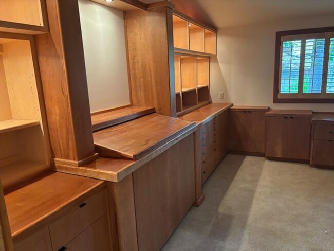 Building Photo - Beautiful Unique Home in the Oakland Hills