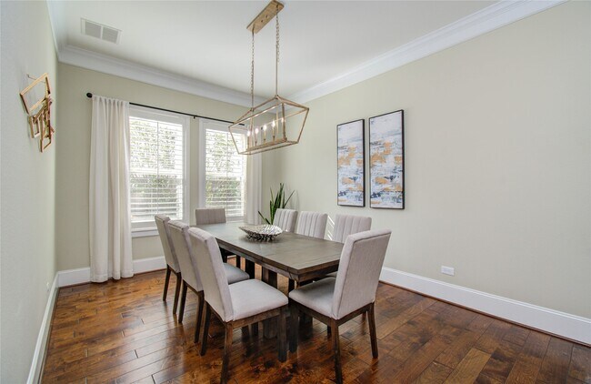 Building Photo - 28627 Rolling Ridge Dr