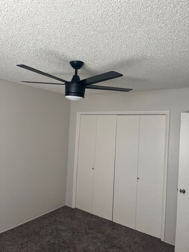 Building Photo - DC817