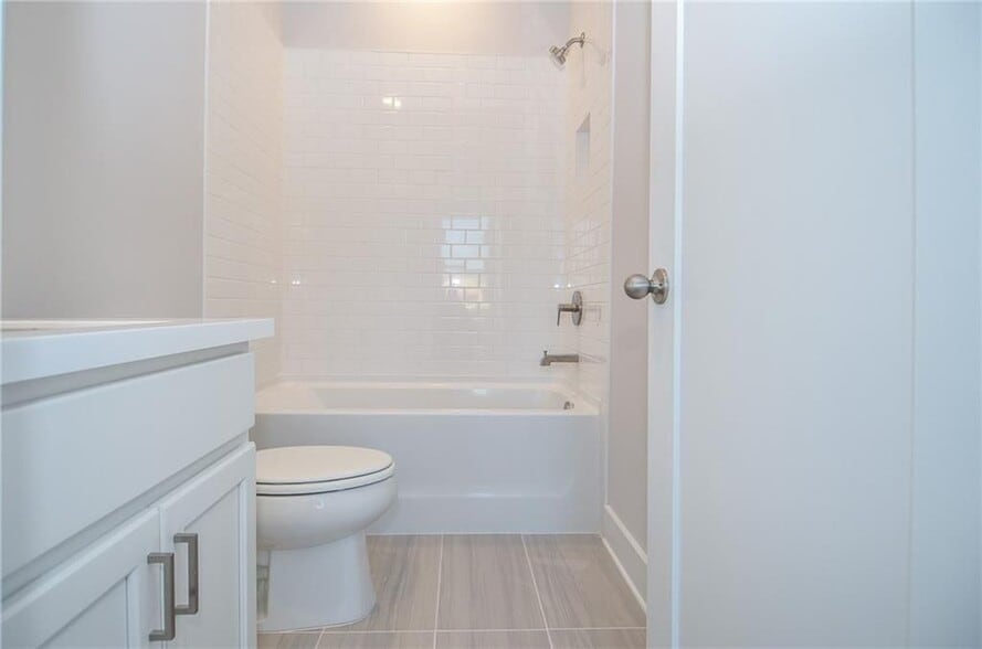 Building Photo - 2316 Mockernut Trl