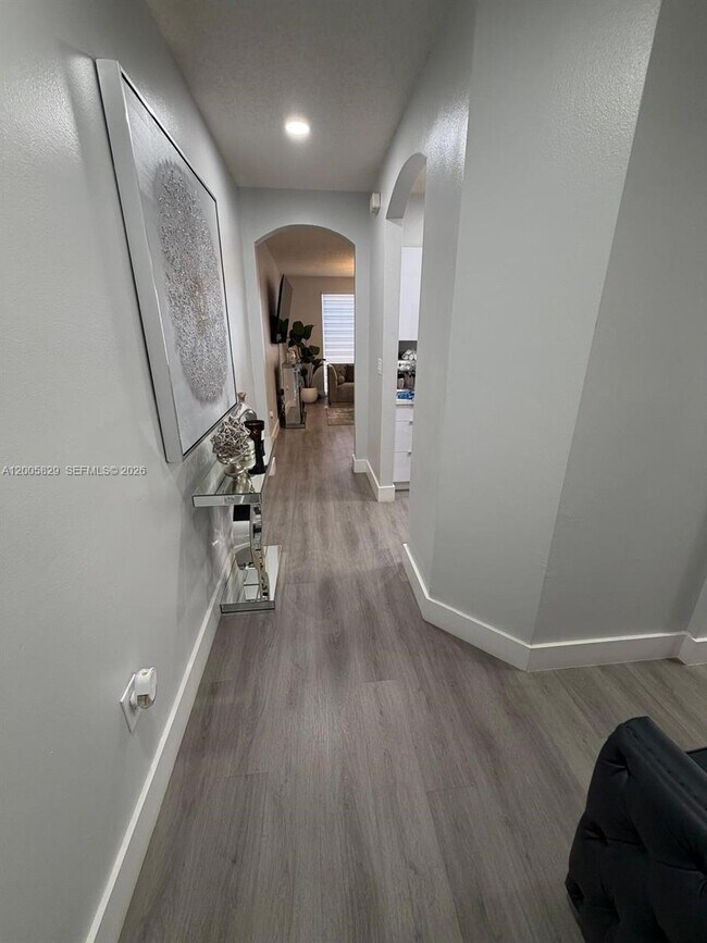 Building Photo - 2244 NE 42nd Ave