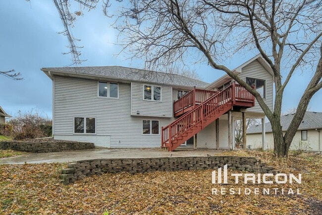 Building Photo - 739 Ashley Dr