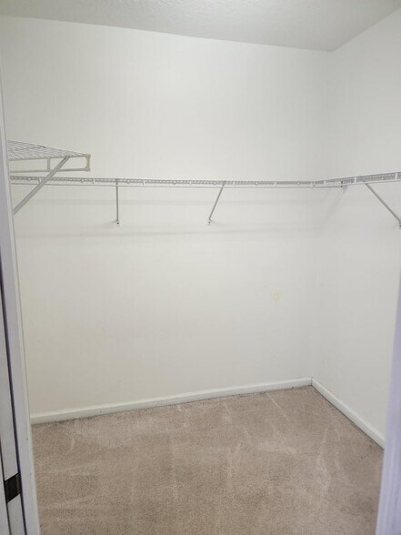 Building Photo - 460 Marbella Dr