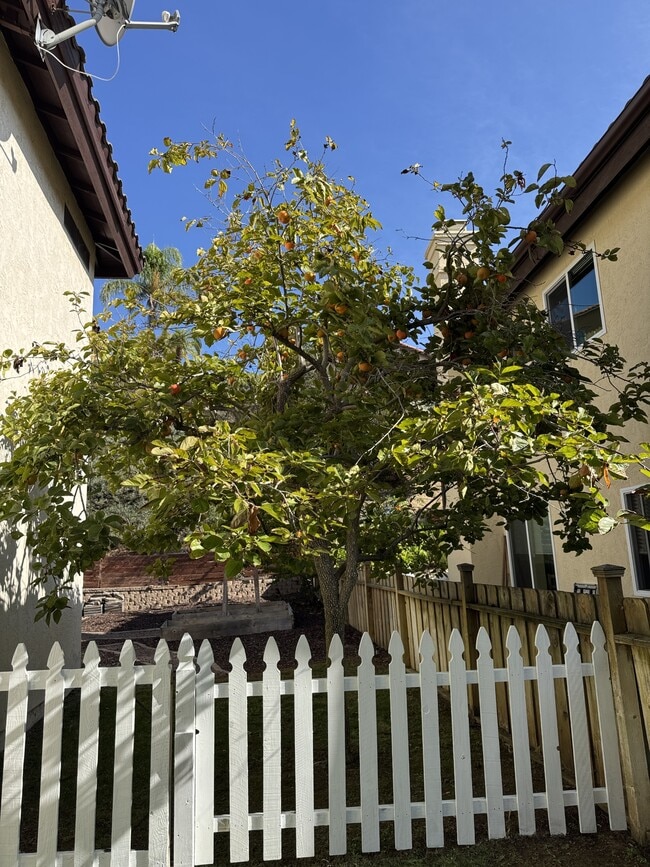 Building Photo - 14269 Dalhousie Rd