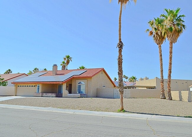 Building Photo - Charming 3-Bed, 2-Bath Home. - 1306 Sq Ft of Comfort in Cathedral City!"