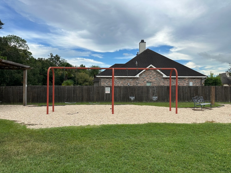 Building Photo - 1001 Southlake Cir