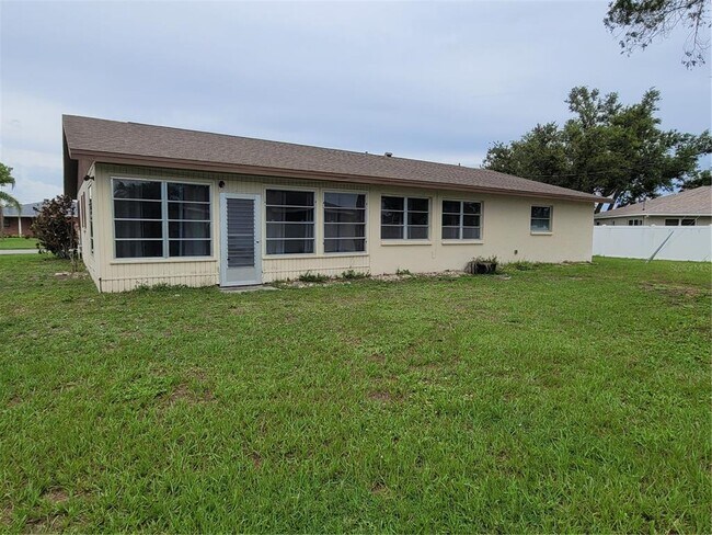 Building Photo - 1020 Gasparilla Blvd
