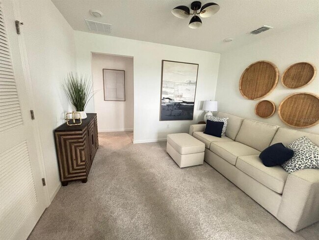 Building Photo - 4738 SW 83rd Lp