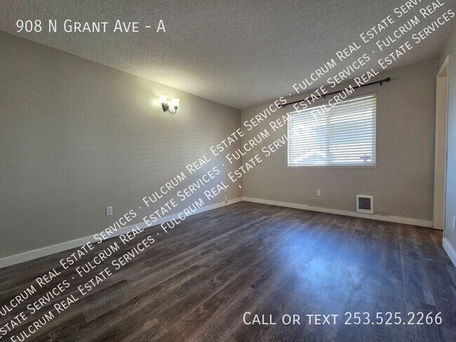 Building Photo - 908 N Grant Ave