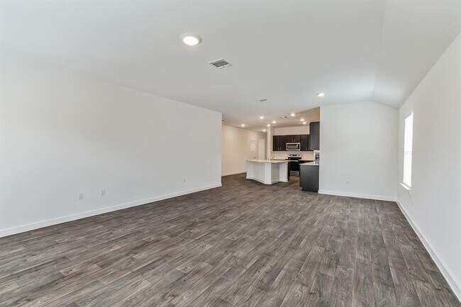 Building Photo - 309 Pedernales Ln