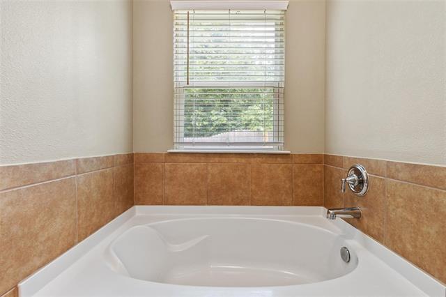 Building Photo - 512 Highpark Ct