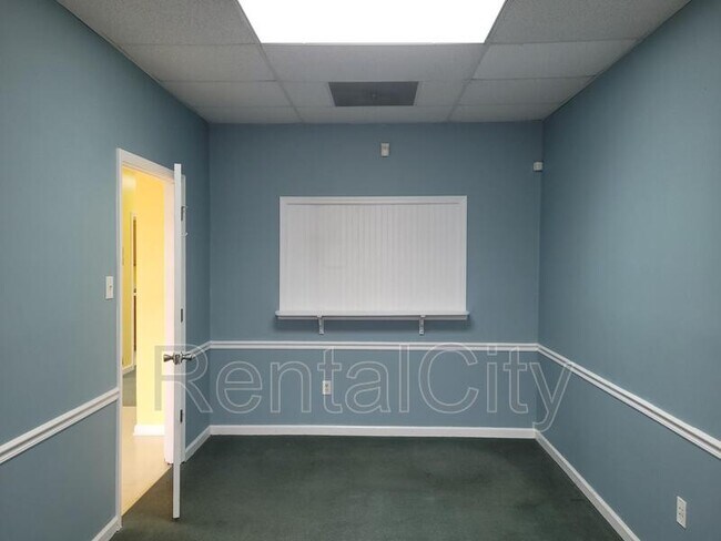 Building Photo - 1365 Flowering Dogwood Ln