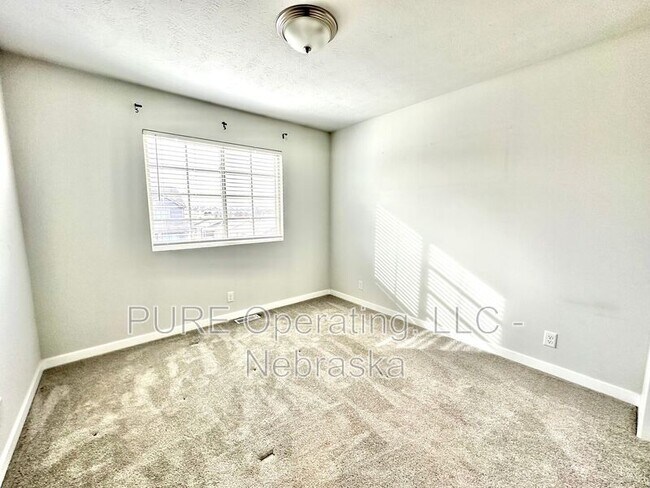 Building Photo - 5121 N 181st St