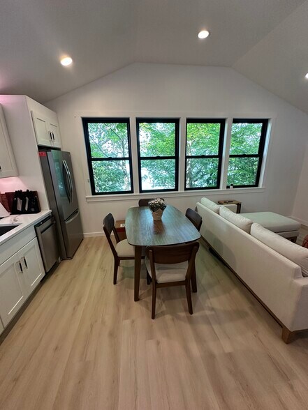 Building Photo - 835 Taughannock Blvd