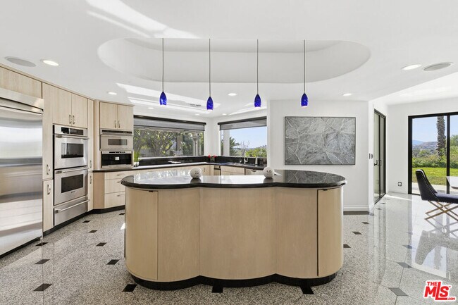 Building Photo - 24366 La Masina Ct