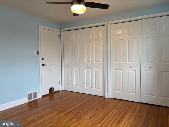 Building Photo - 546 Overlook Rd