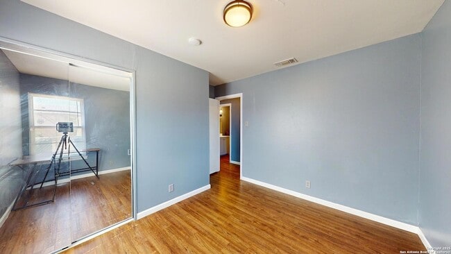 Building Photo - 7107 Westshire Dr