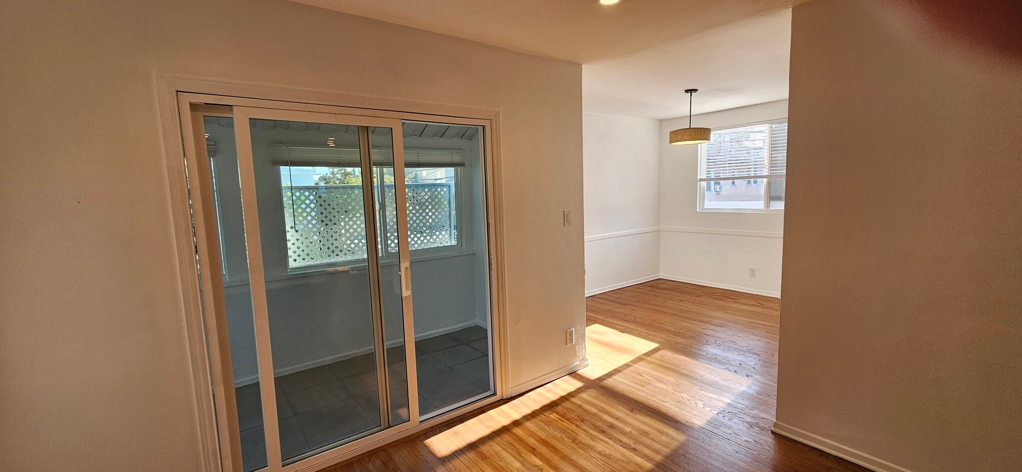 Building Photo - 1227 S Holt Ave