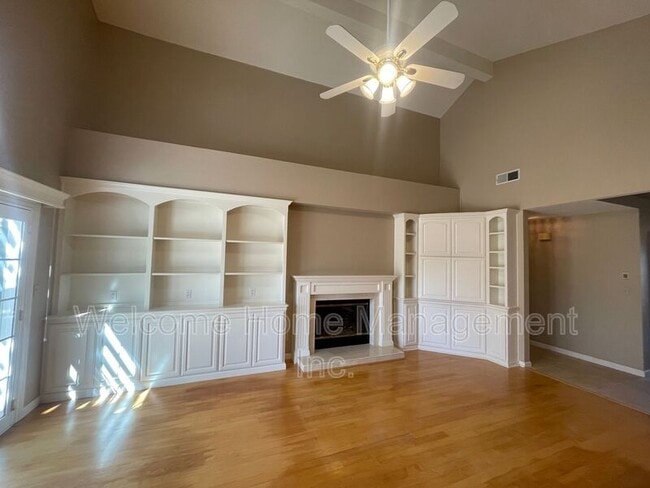 Building Photo - 4310 Canyon Crest Rd W