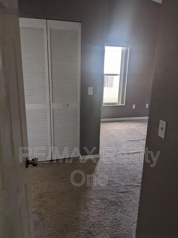 Building Photo - 271 N Lombardy Point