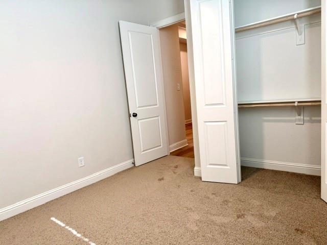 Building Photo - 3060 Farmhouse Dr