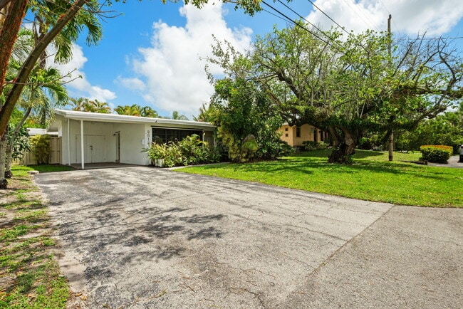 Building Photo - 2512 Sugar Loaf Ln