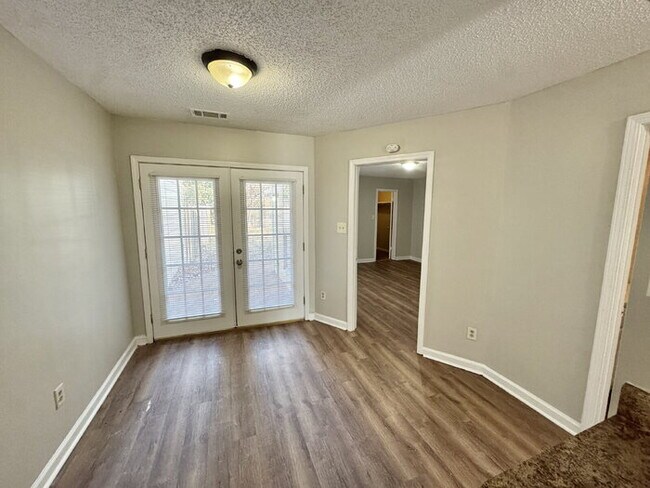 Building Photo - 4136 Garden Birch Cove