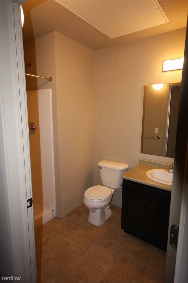 Building Photo - 100 Commerce Ave SW