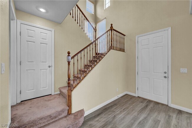 Building Photo - 12052 Hathaway Pines Dr