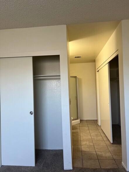Master bedroom - 15597 Tonekai Rd