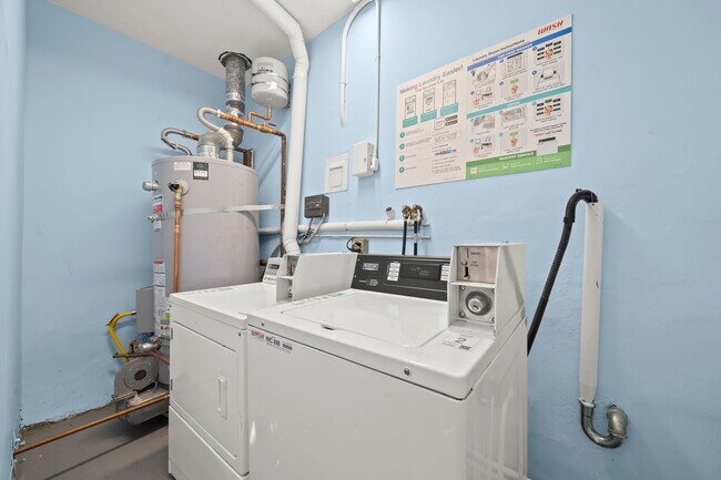 Building Photo - 1517 Harvard St