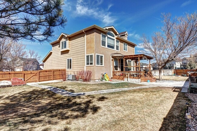 Building Photo - Beautiful 2-story Home in Dunes Park Henderson, CO!