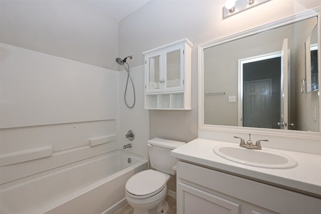 Building Photo - 26611 Marble Falls Bend
