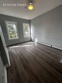 Building Photo - 49 Victor St