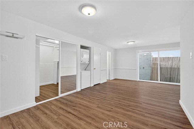 Building Photo - 4416 The Strand