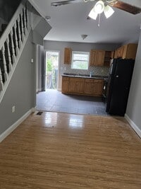 Building Photo - 608 E Wensley St