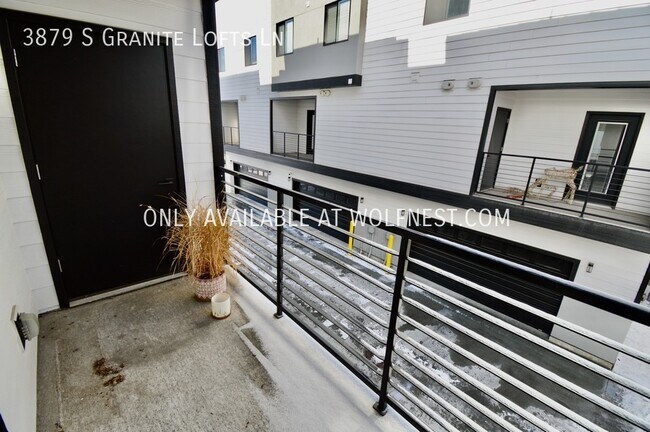Building Photo - 3879 Granite Lofts Ln