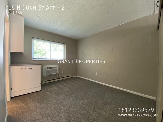 Building Photo - 305 N Dunn St