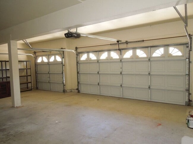 Building Photo - 32084 Pso Parallon